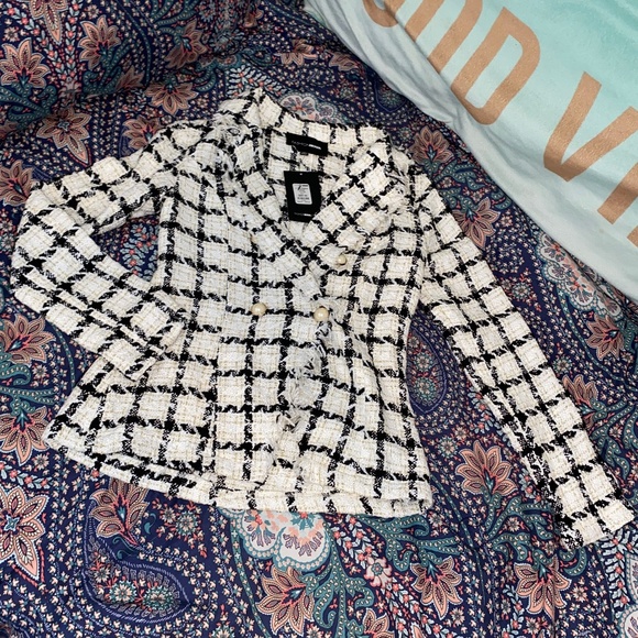 Fashion Nova A Little Baggage Jacket - Picture 1 of 4